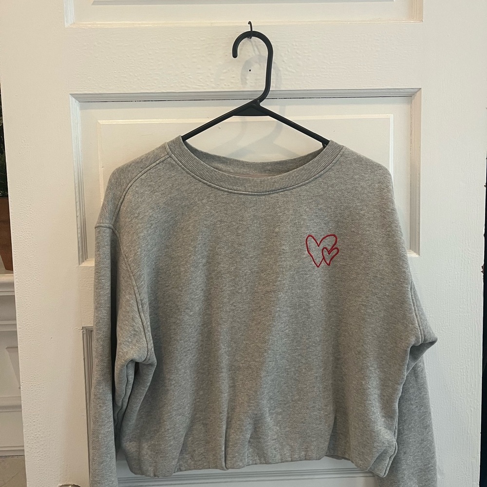 Gray Heart Embroidered sweatshirt